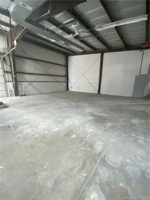 9 Moody Rd, Enfield, CT 06082